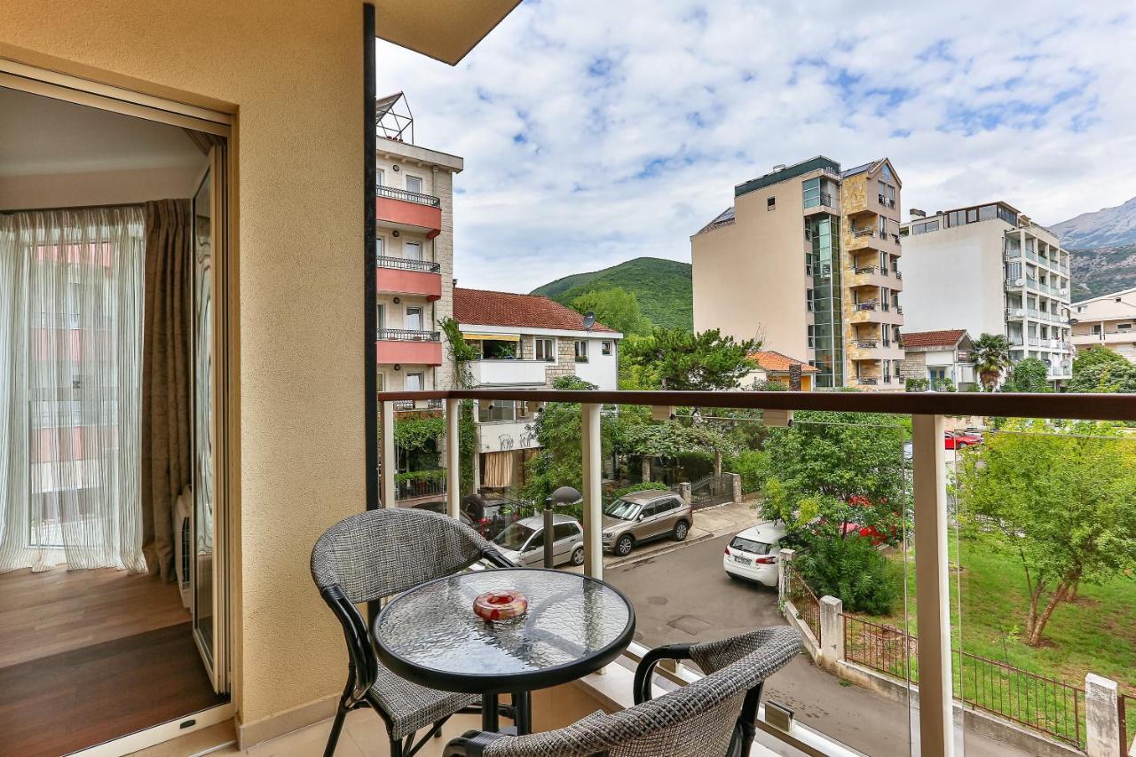 Montesun Boka Apartments Budva Zewnętrze zdjęcie